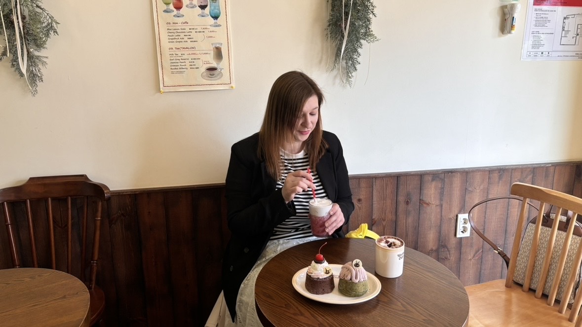 Vlog: Day 11 Seoul | Ghibli Café, Gluten-Free Pizza & Last-Minute Shopping in&nbsp;Myeongdong