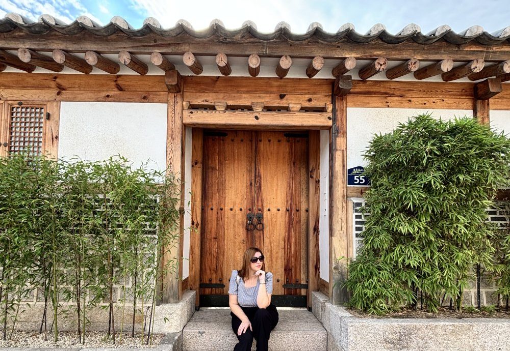 Activities: Visit Bukchon Hanok&nbsp;Village