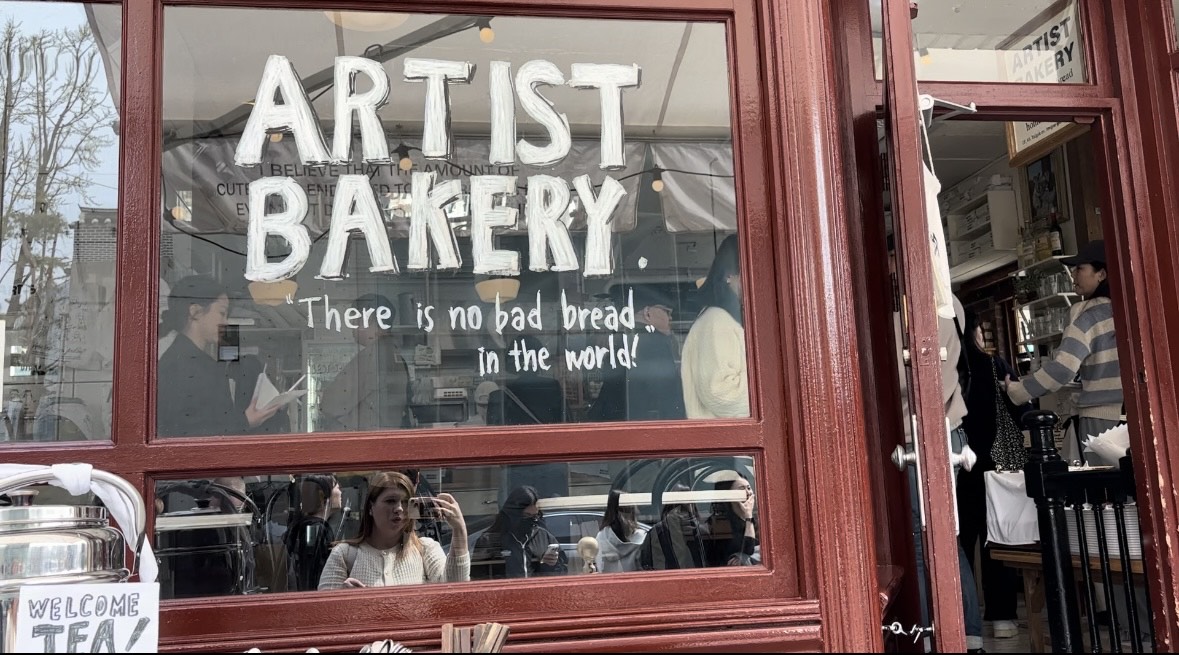 Vlog: Day 09 Seoul | Cafe Hopping Anguk & Ikseon-dong + Street Food in&nbsp;Myeongdong